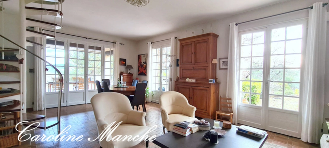 Photos 1 - Prestige - A vendre GRAMBOIS - Maison 4 pièces de 120 m² - Terrain de 7 000m² - Plain pied