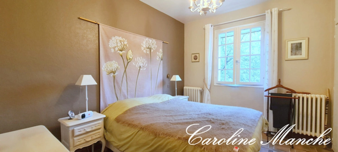 Photos 12 - Prestige - A vendre GRAMBOIS - Maison 4 pièces de 120 m² - Terrain de 7 000m² - Plain pied