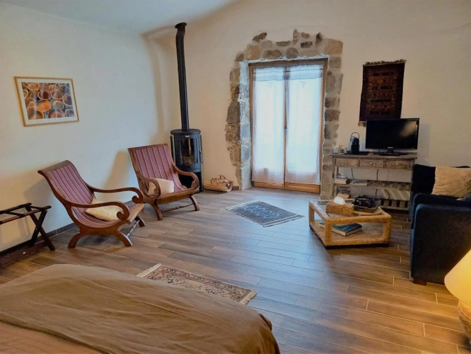 Photos 6 - Prestige - Sud Ardèche, belle maison en pierre, rénovée, 4 chambres, pi