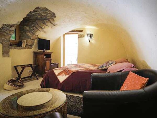 Photos 8 - Prestige - Sud Ardèche, belle maison en pierre, rénovée, 4 chambres, pi