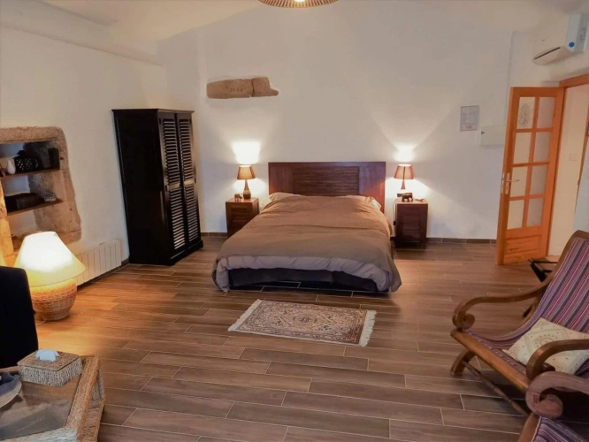 Photos 10 - Prestige - Sud Ardèche, belle maison en pierre, rénovée, 4 chambres, pi