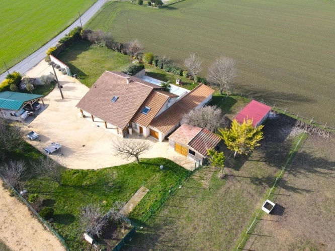 Photos 1 - Rurale - Ferme rénovée vue Vercors - 1,7 Ha - Idéal chevaux - 15 Mn T
