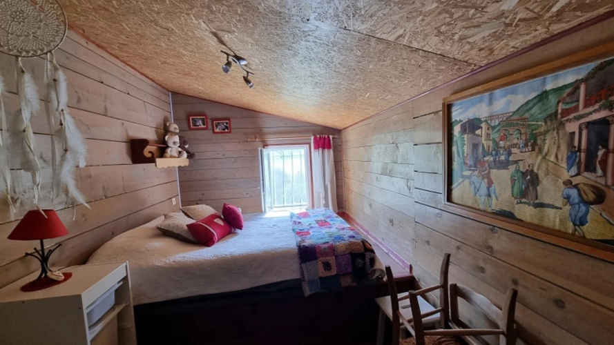 Photos 11 - Rurale - Belle exploitation agricole caprine - 3560 m2 de bâtiments -