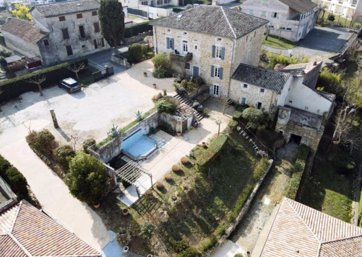 Photos 11 - Prestige - MAISON DE MAÎTRE - 7  APPARTEMENTS -