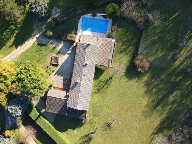 Photos 1 - Rurale - CHARME ET AUTHENTICITÉ POUR CE CORPS DE FERME RÉNOVÉ - 40 MN