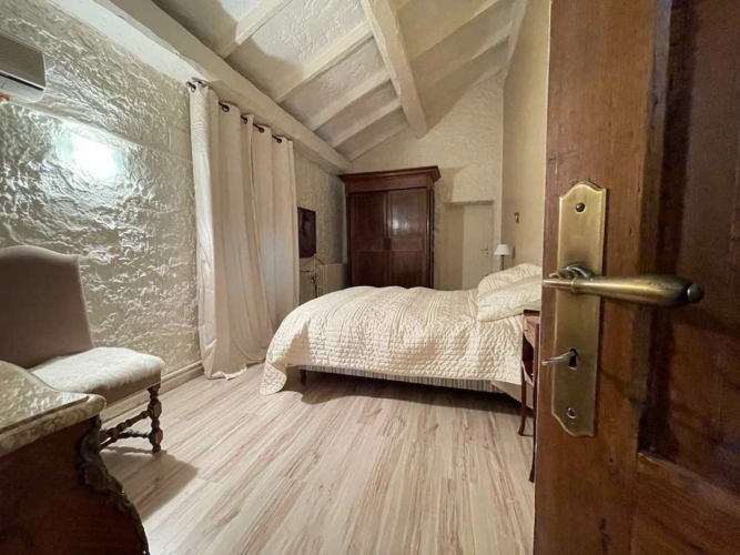 Photos 8 - Rurale - CORPS DE FERME -  15 Mn DU TGV - 5900 M2 DE TERRAIN - PISCIN