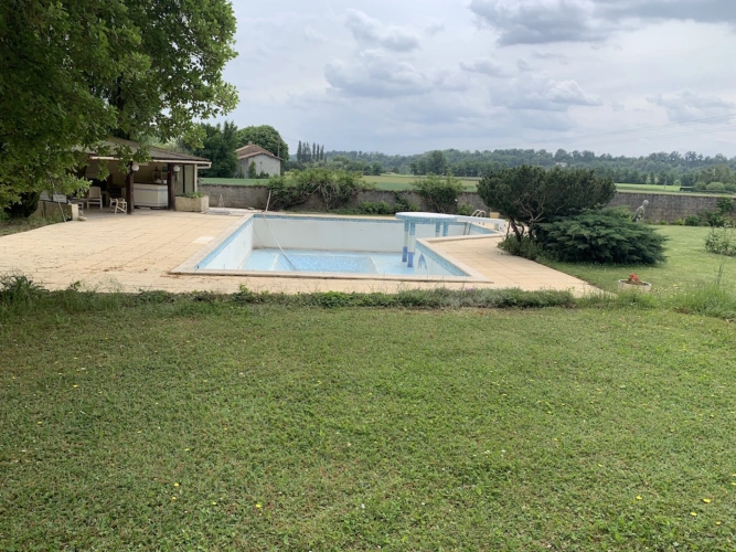 Photos 10 - Rurale - CORPS DE FERME -  15 Mn DU TGV - 5900 M2 DE TERRAIN - PISCIN
