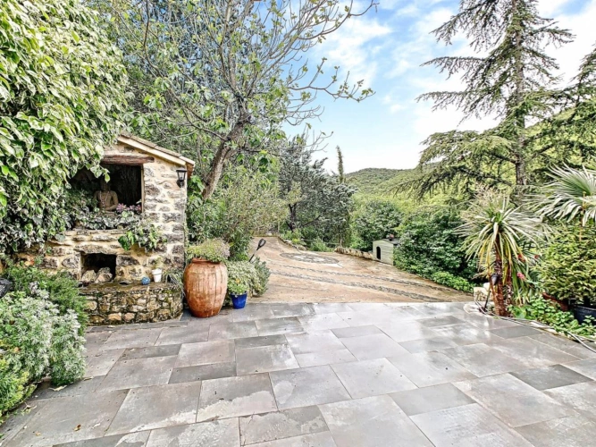 Photos 3 - Prestige - Propriété isolée, chambres d'hôtes, gites, piscine, entière