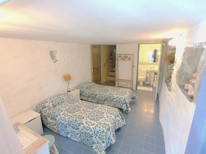 Photos 10 - Prestige - Propriété isolée, chambres d'hôtes, gites, piscine, entière