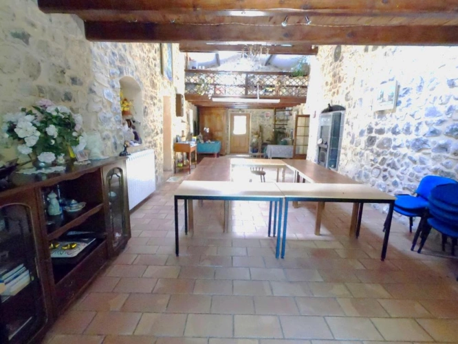 Photos 11 - Prestige - Propriété isolée, chambres d'hôtes, gites, piscine, entière