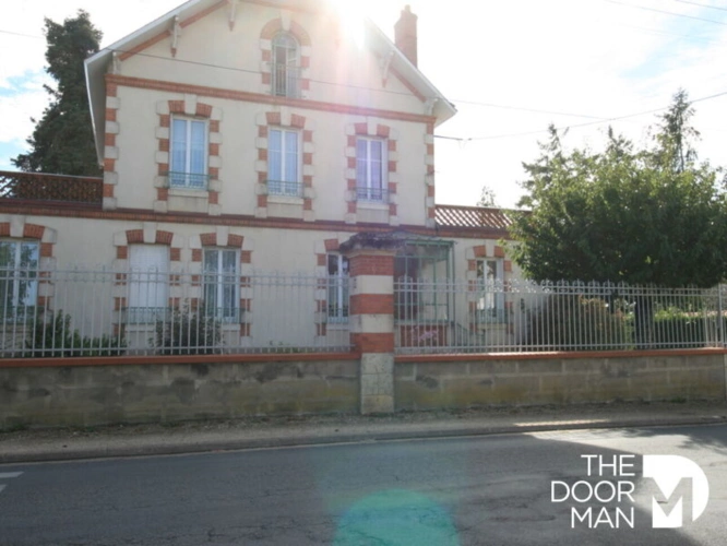 Photos 1 - Prestige - Maison 18400