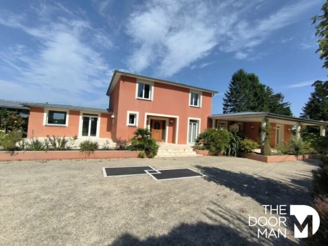 Photos 1 - Prestige - Propriété 53120