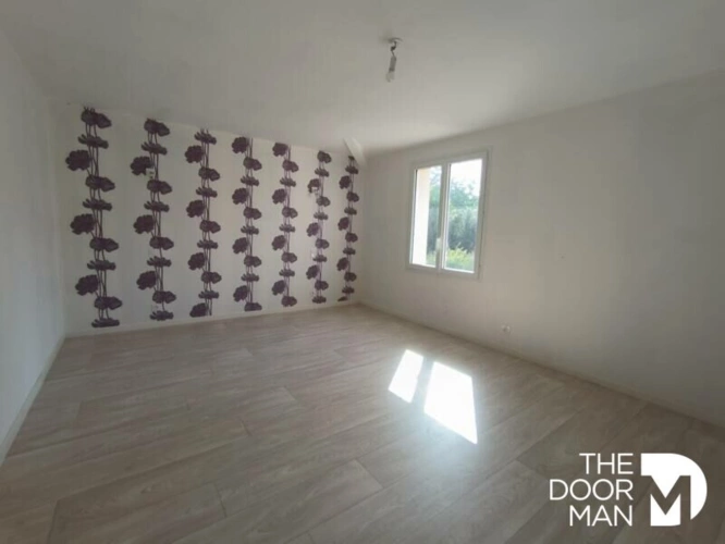 Photos 8 - Prestige - Propriété 53120