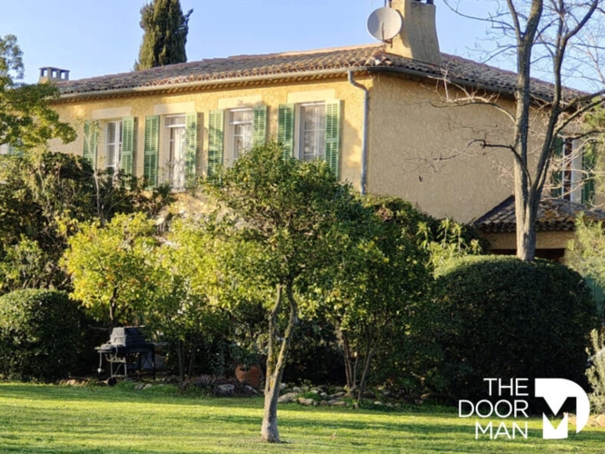 Photos 1 - Prestige - Château 83250