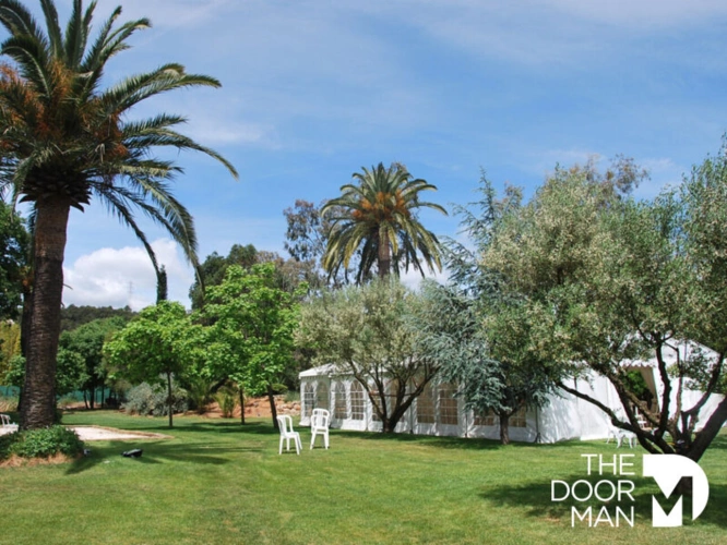 Photos 2 - Prestige - Château 83250