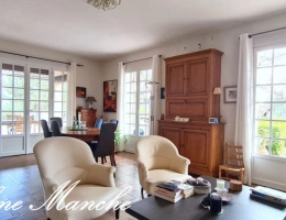 Vignette - Prestige - A vendre GRAMBOIS - Maison 4 pièces de 120 m² - Terrain de 7 000m² - Plain pied