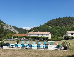 Vignette - Prestige - PROPRIETE DE CHARME - 5 GITES - HABITATION - 2 HECTARES - DI