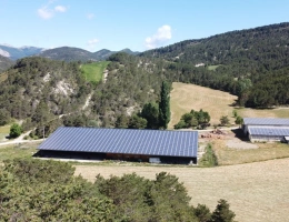 Vignette - Rurale - Belle exploitation agricole caprine - 3560 m2 de bâtiments -